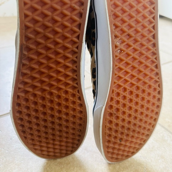 Vans - Picture 3 of 3